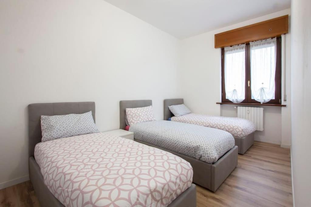 Senago'S Home - 15 Minuti Rho Fiera Bagian luar foto
